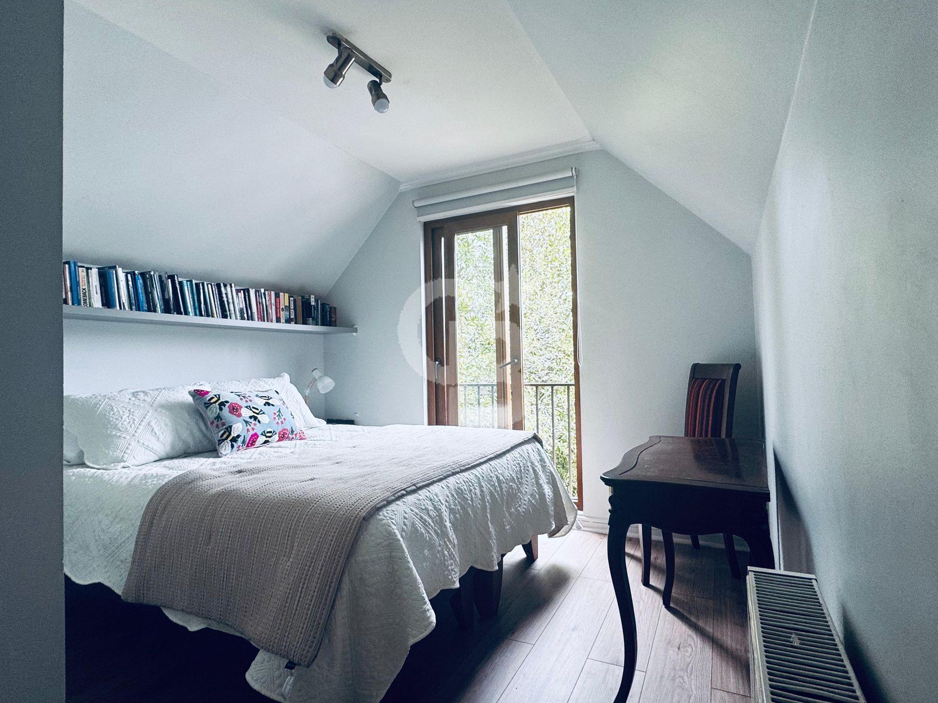 Lo Barnechea, Chile, 5 Bedrooms Bedrooms, ,5 BathroomsBathrooms,Residential,For Sale,1986478