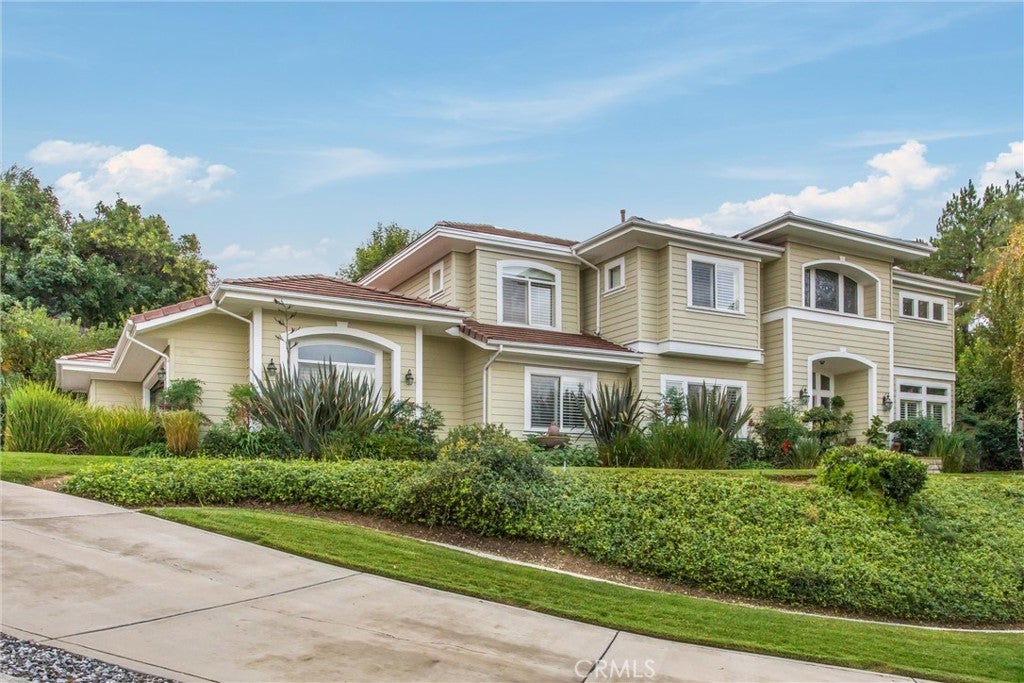 Redlands, California, 92373, United States, 5 Bedrooms Bedrooms, ,4 BathroomsBathrooms,Residential,For Sale,1992456