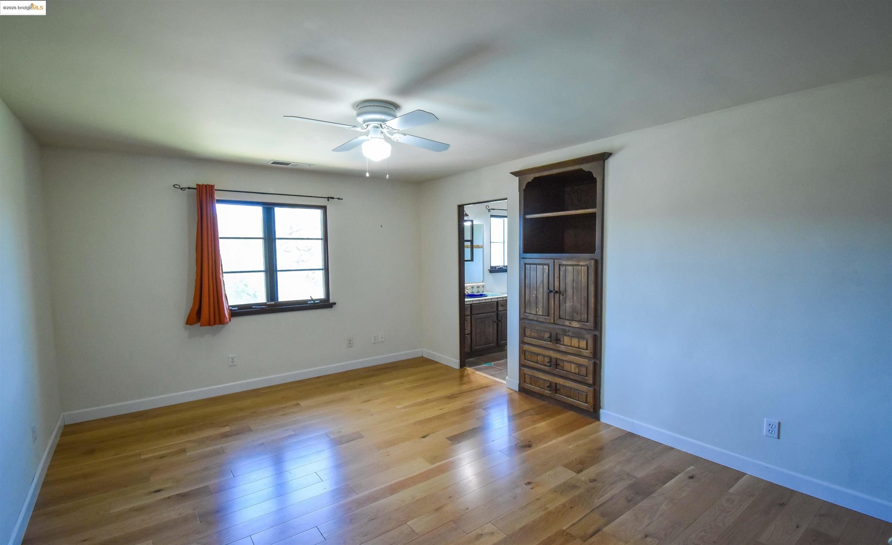 Sonora, California, 95370, United States, 4 Bedrooms Bedrooms, ,4 BathroomsBathrooms,Residential,For Sale,1846980