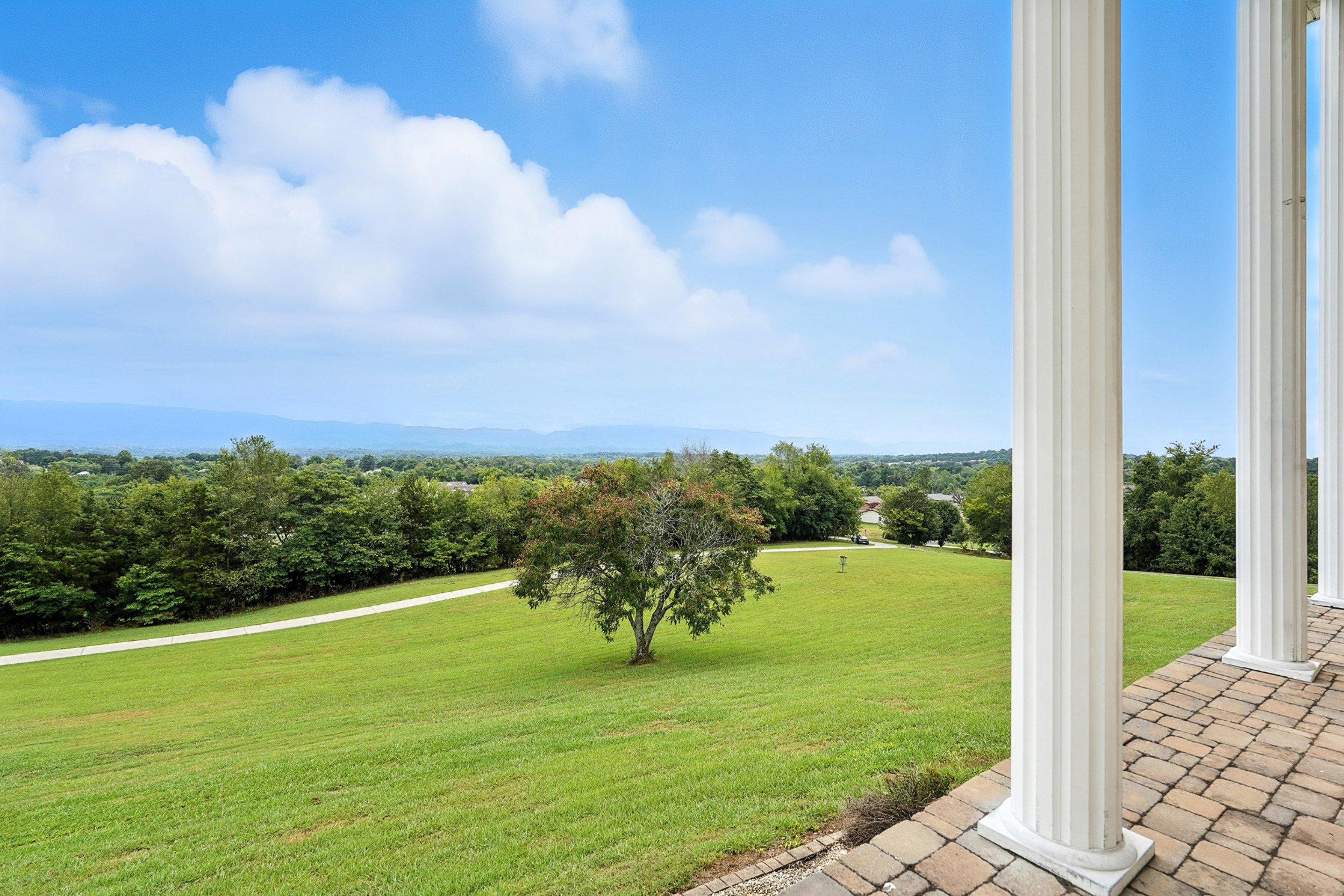 Seymour, Tennessee, 37865, United States, 8 Bedrooms Bedrooms, ,8 BathroomsBathrooms,Residential,For Sale,1904396