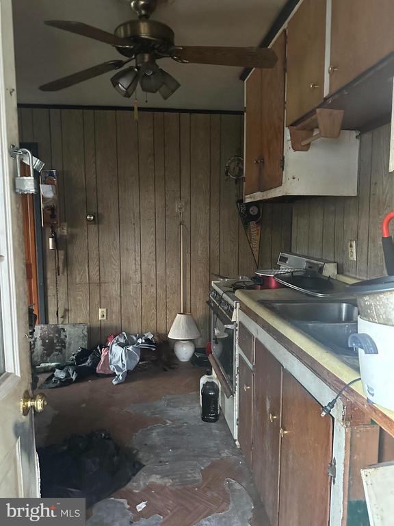 Broad Run, Virginia, 20137, United States, 3 Bedrooms Bedrooms, ,1 BathroomBathrooms,Residential,For Sale,1980432