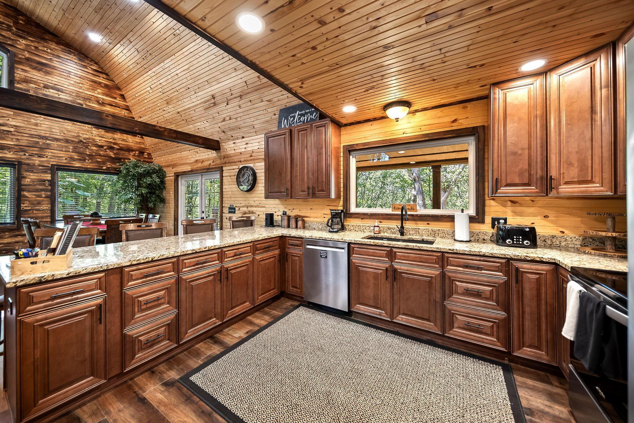 Rockbridge, Ohio, 43149, United States, 4 Bedrooms Bedrooms, ,3 BathroomsBathrooms,Residential,For Sale,1947972