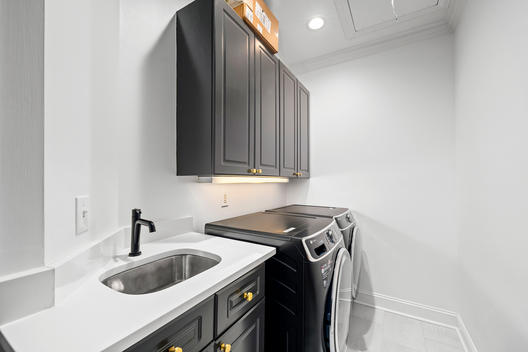  Beautifully Renovated Home in the Heart of Morningside - 物件實景
