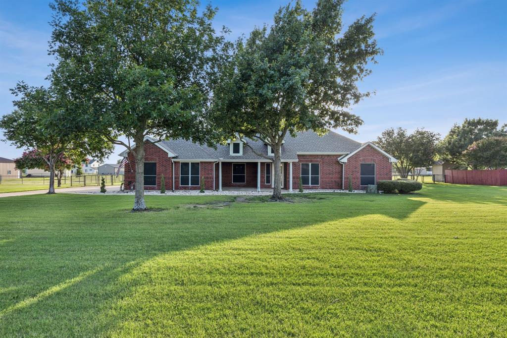 Lavon, Texas, 75166, United States, 4 Bedrooms Bedrooms, ,2 BathroomsBathrooms,Residential,For Sale,1865641