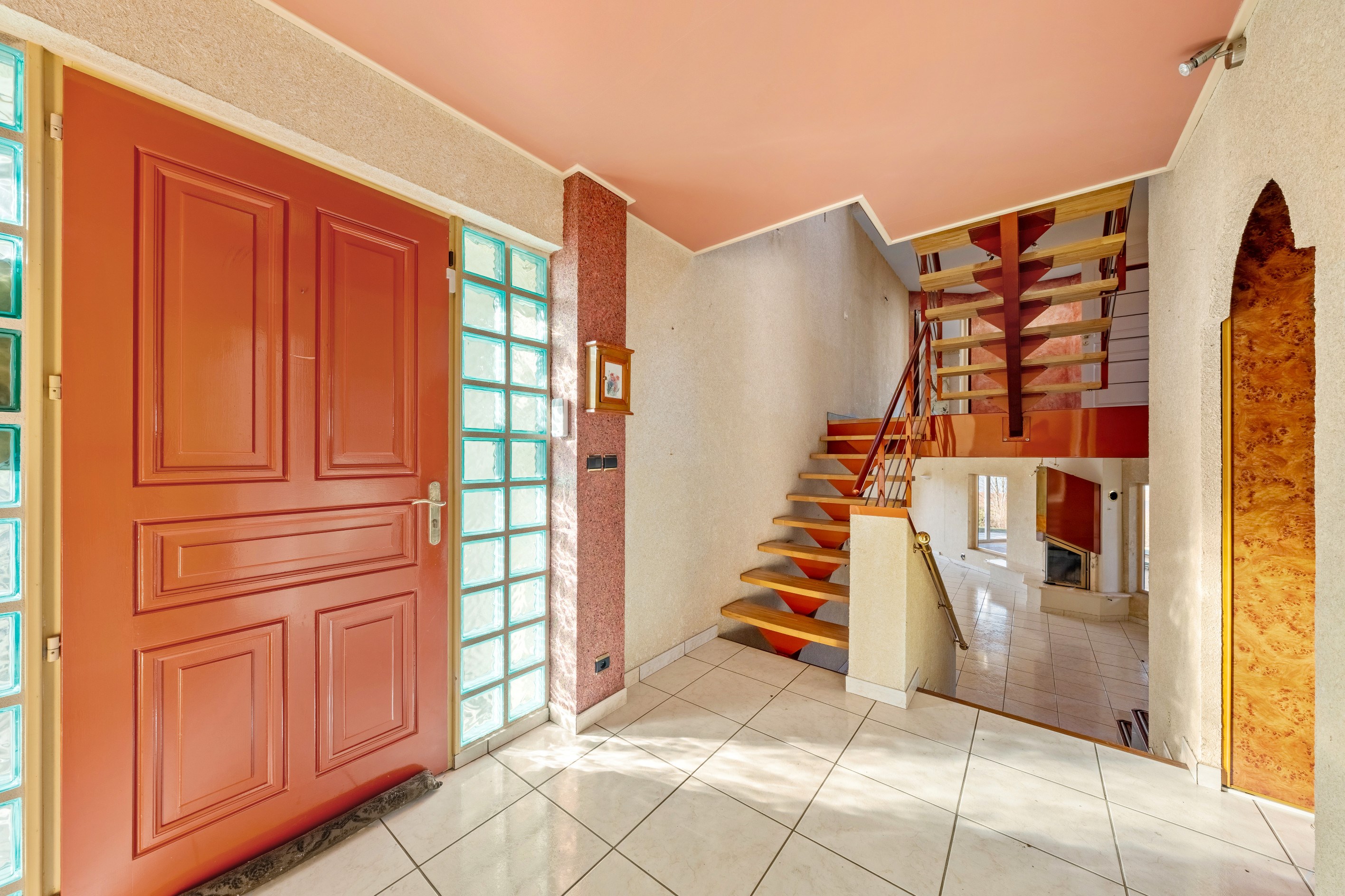  Villa for sale in Neuvecelle, built in 1998. Approximately 275 sq m of living s… - 物件實景