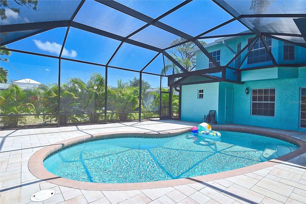 Venice, Florida, 34285, United States, 5 Bedrooms Bedrooms, ,4 BathroomsBathrooms,Residential,For Sale,1907597