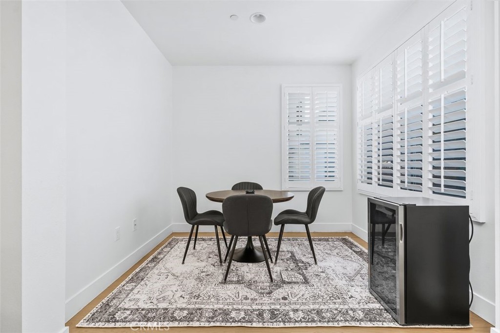 Long Beach, California, 90802, United States, 3 Bedrooms Bedrooms, ,3 BathroomsBathrooms,Residential,For Sale,2002105