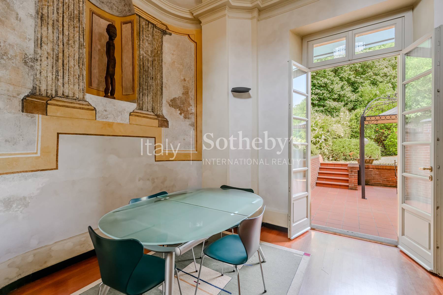  Prestigious residence with large outdoor spaces - 物件實景
