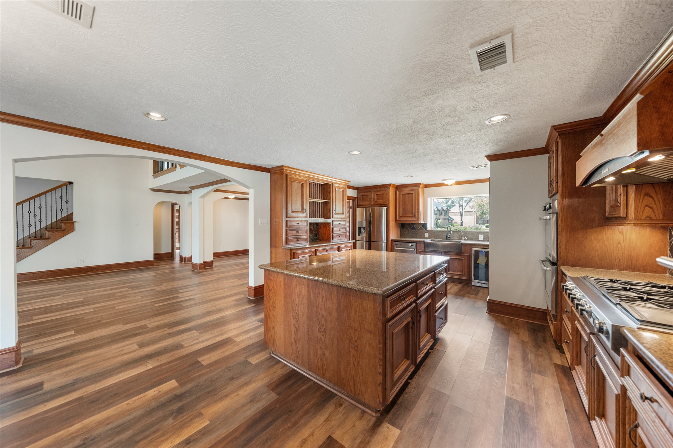  8802 Sedgemoor Drive - 物件實景