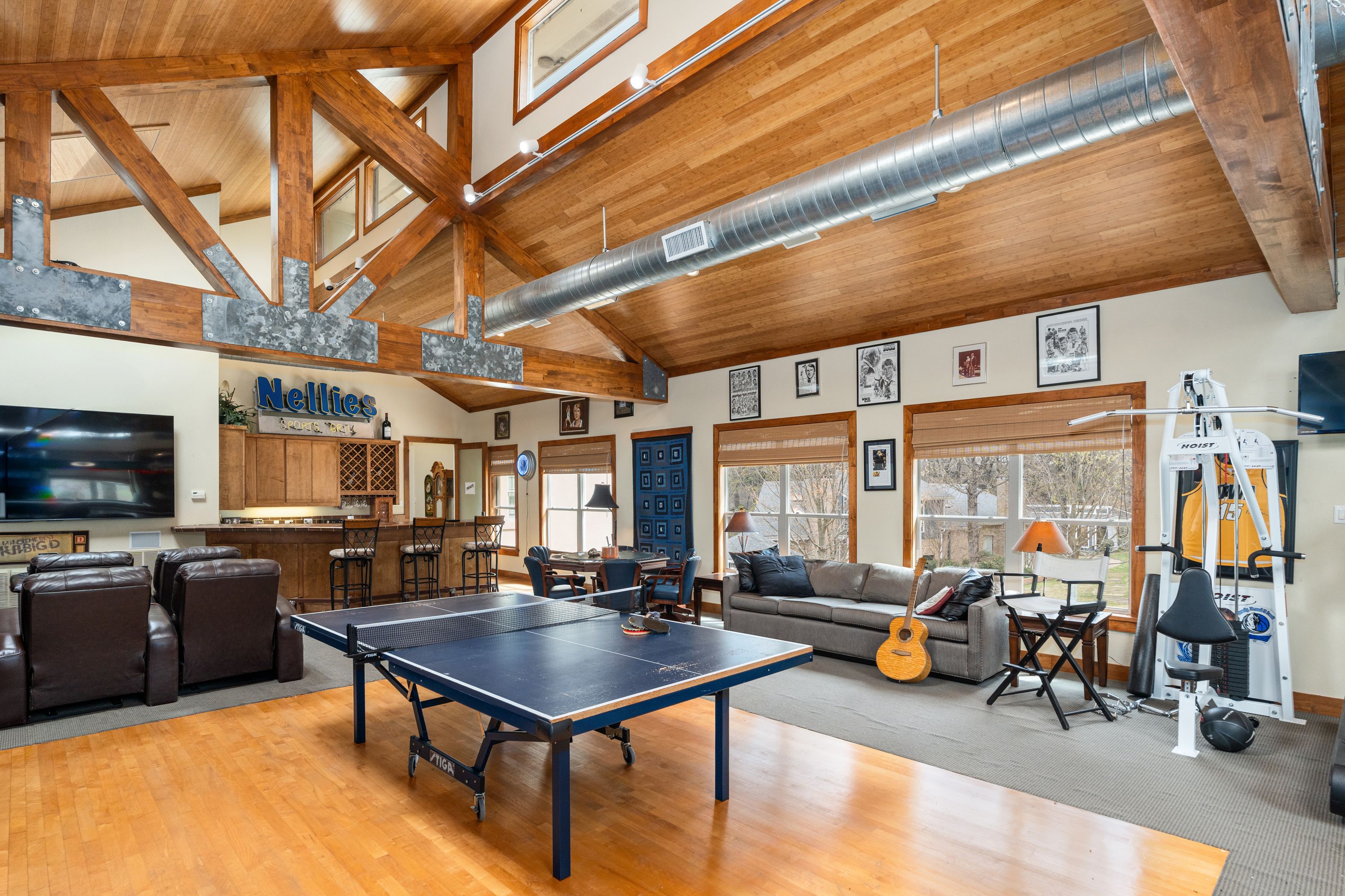  Waterfront Compound on 3.746 Acres at Cedar Creek Lake - 物件實景