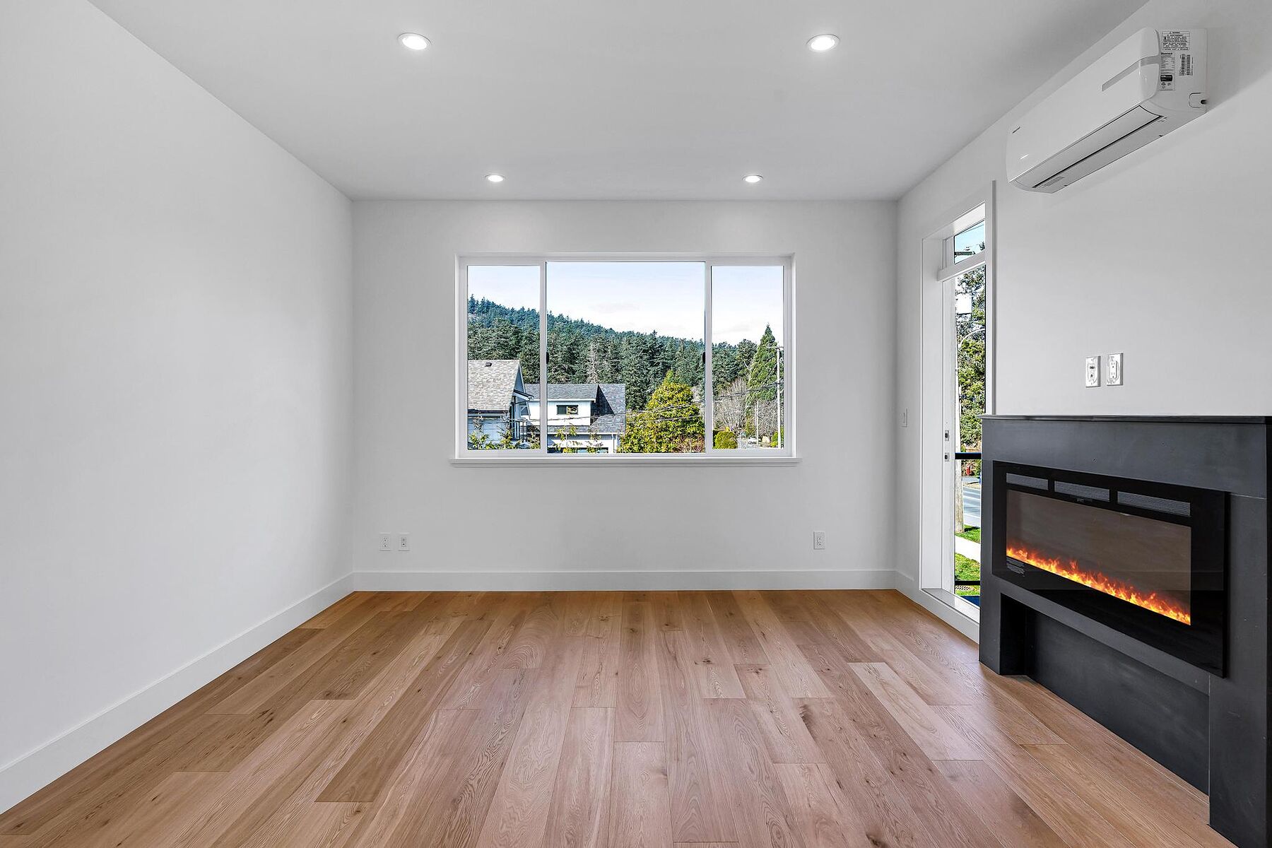  Brand New Gordon Head Townhome - 物件實景