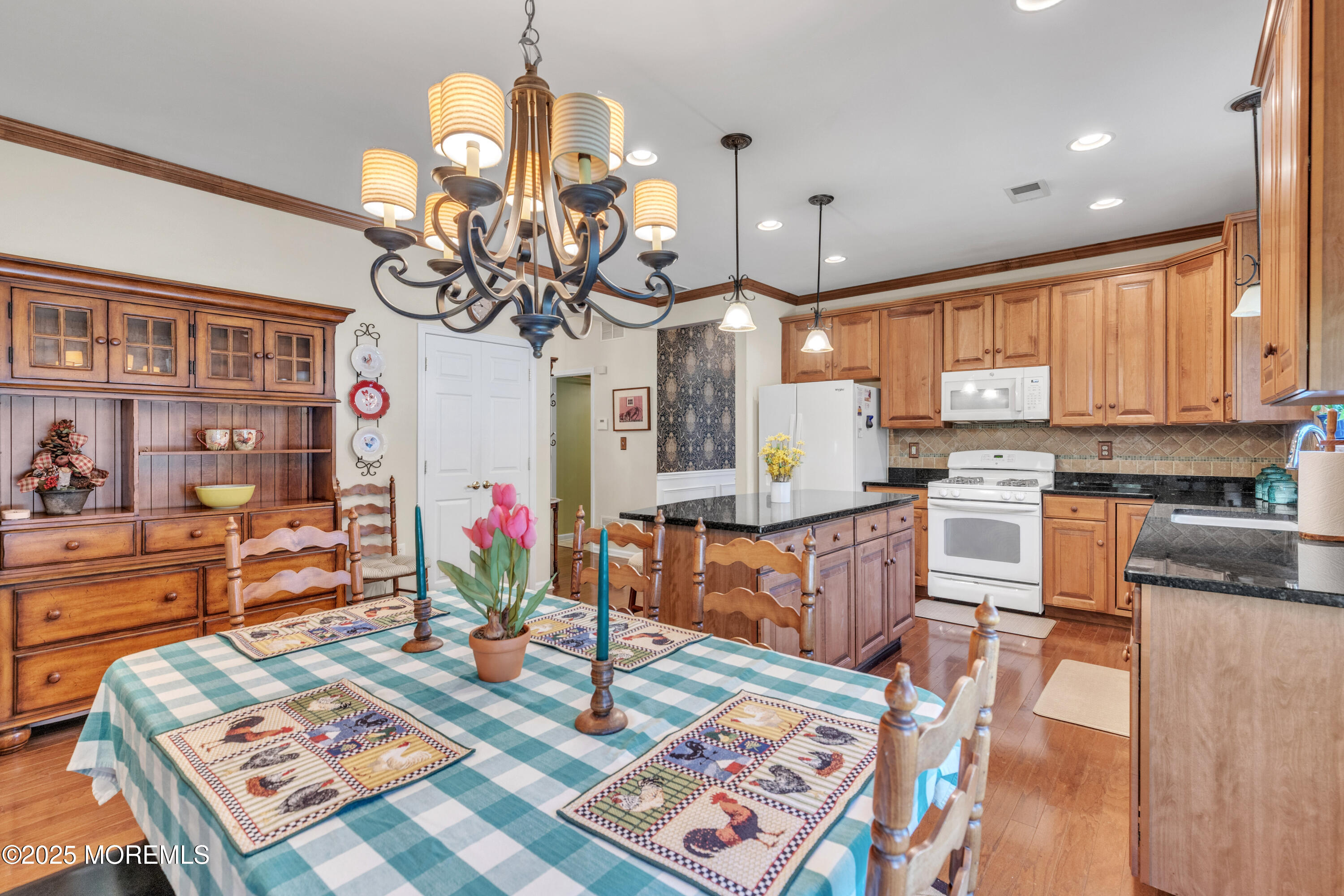 Jackson, New Jersey, 08527, United States, 3 Bedrooms Bedrooms, ,2 BathroomsBathrooms,Residential,For Sale,1913077