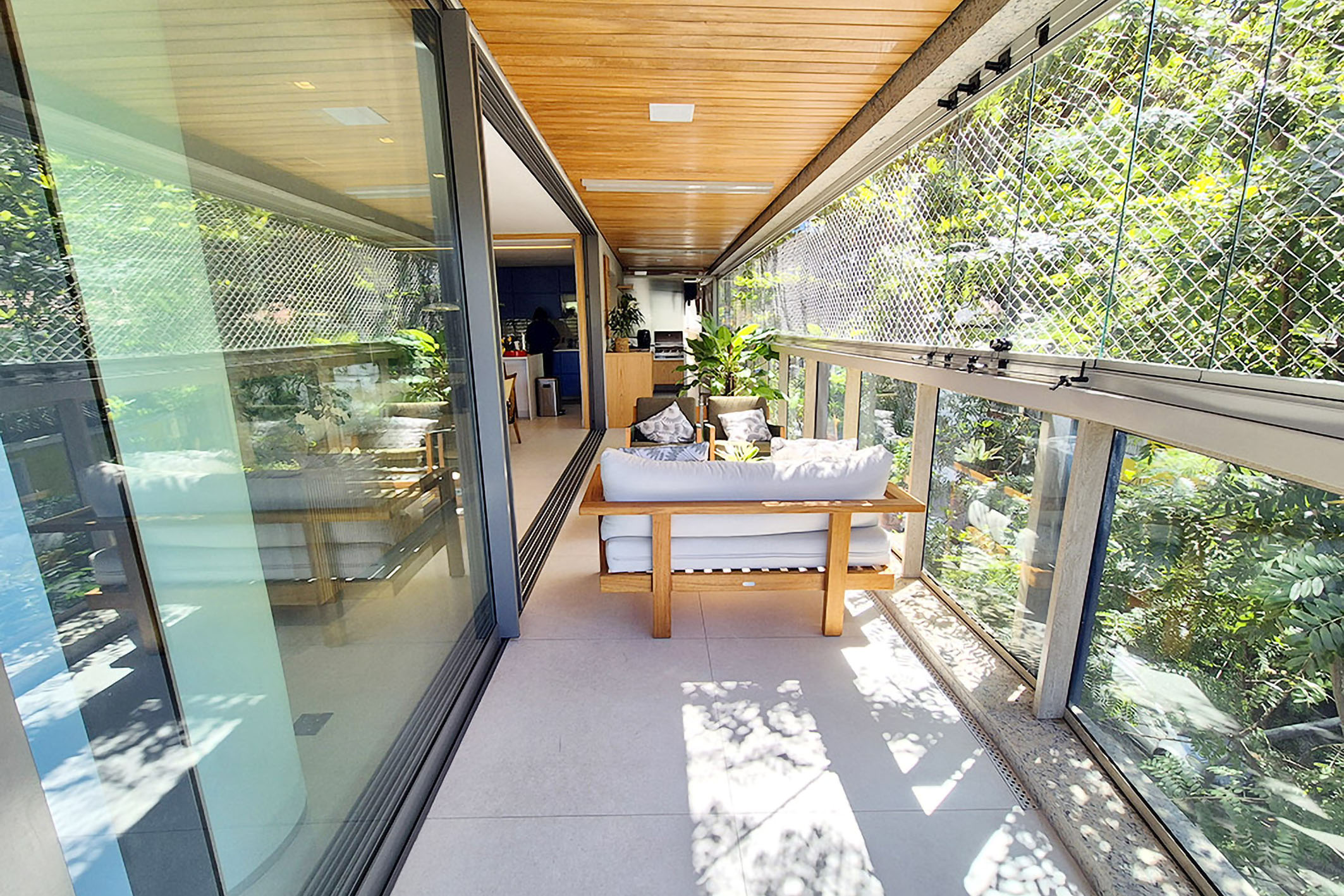  Apartment with 4 Suites and a Spacious Balcony in Jardim Botânico - 物件實景