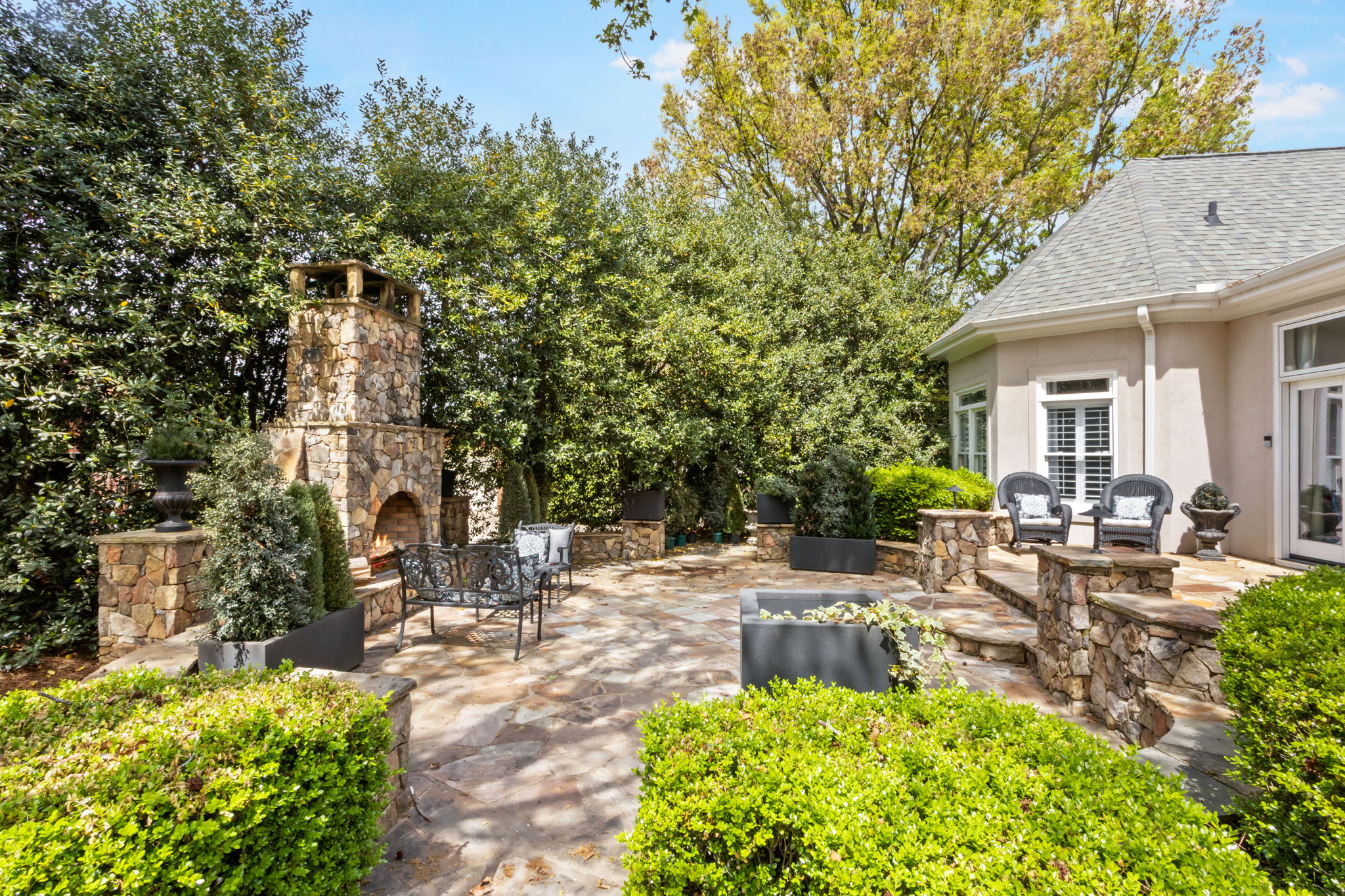  309 Hidden Hills Drive, Greenville, SC 29605 - 物件實景