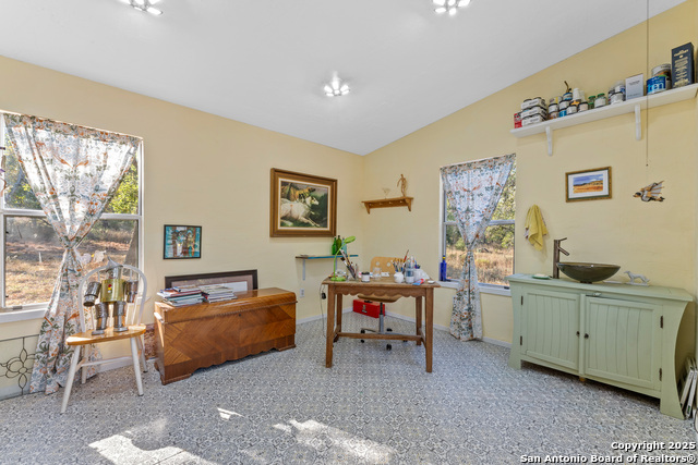 Seguin, Texas, 78155, United States, ,2 BathroomsBathrooms,Residential,For Sale,1983192