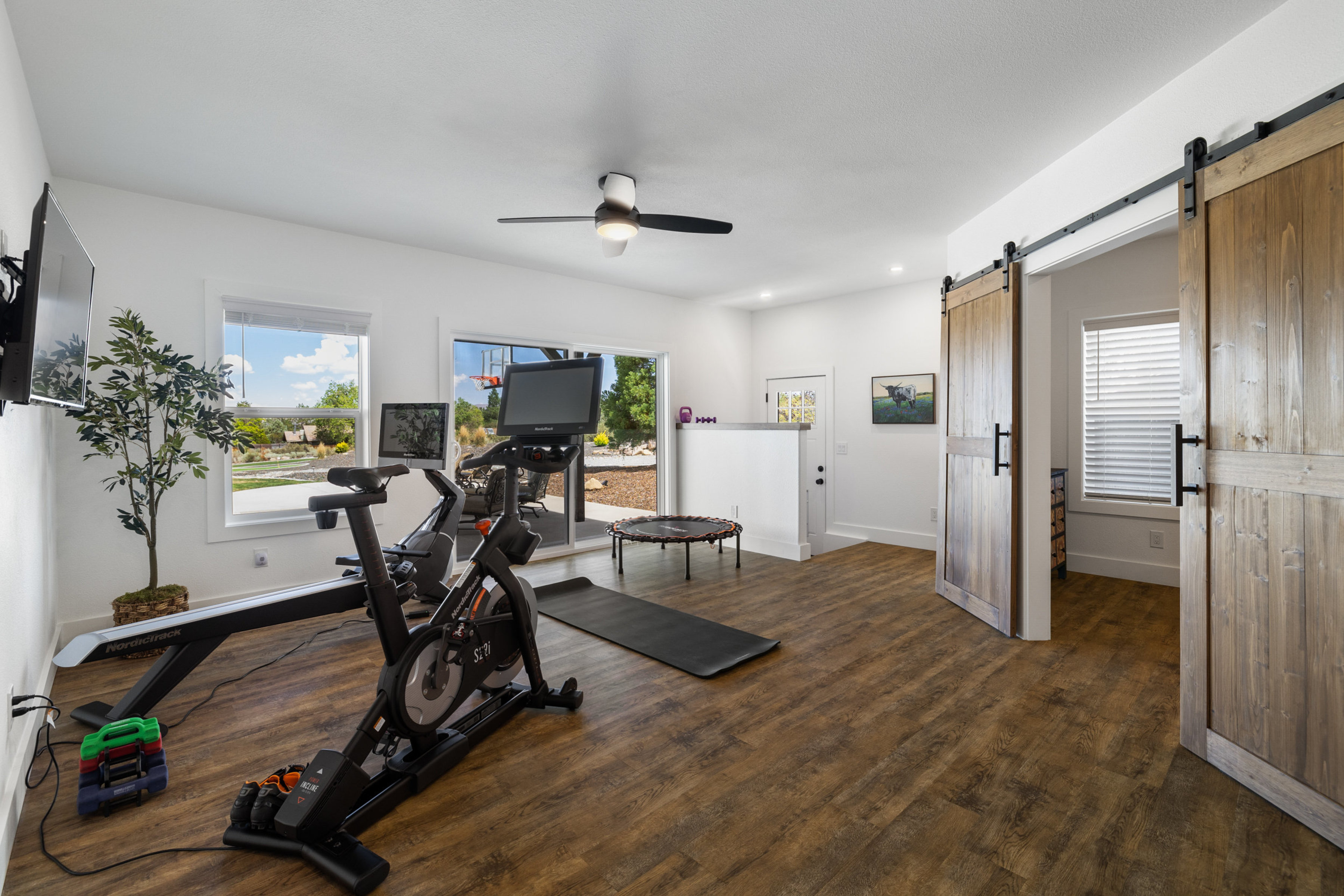  Expansive South West Luxury Ranch Style Estate with RV Garage & In-Law Quarters - 物件實景