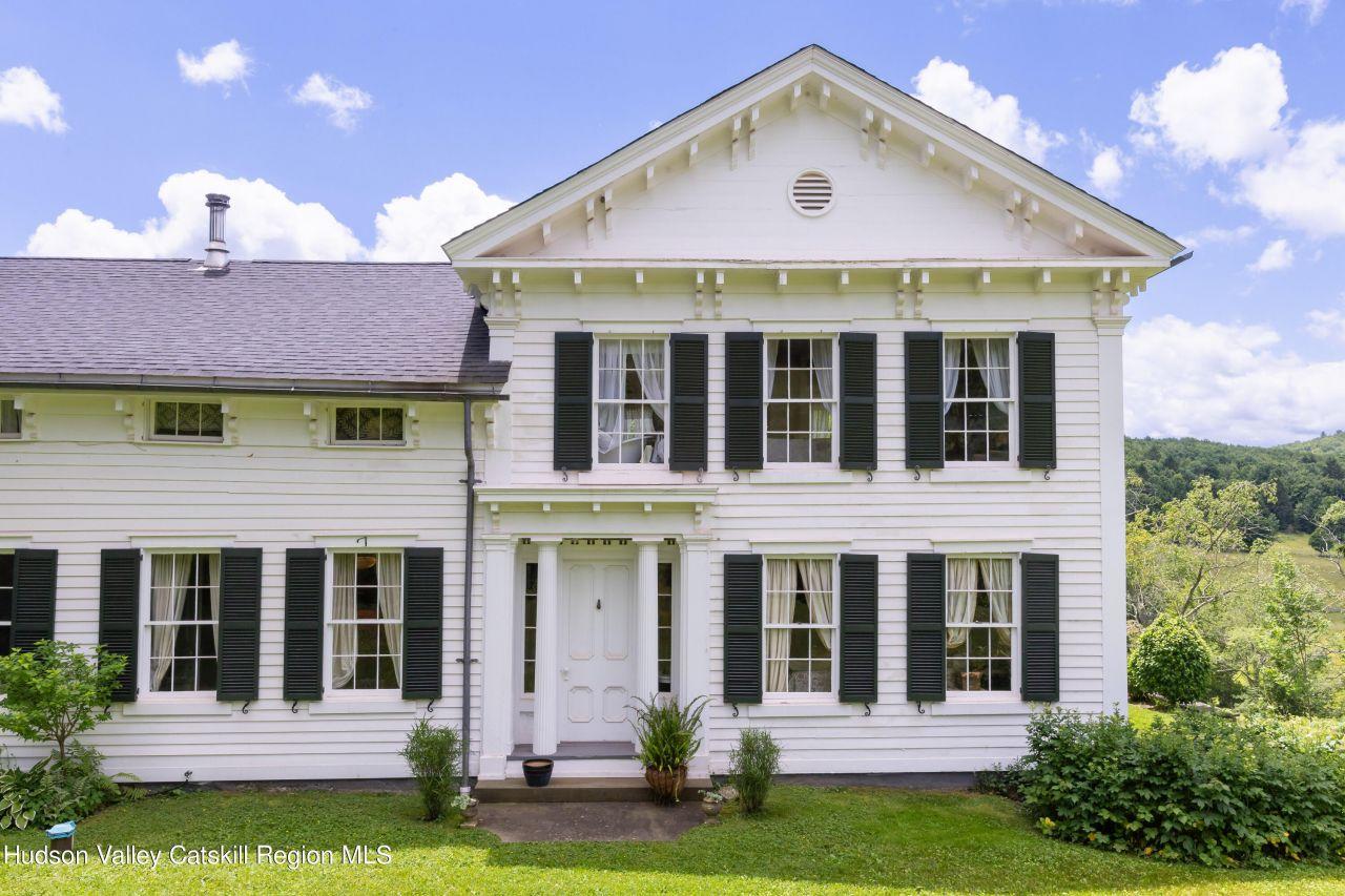Bovina, New York, 13740, United States, 4 Bedrooms Bedrooms, ,2 BathroomsBathrooms,Residential,For Sale,1826483