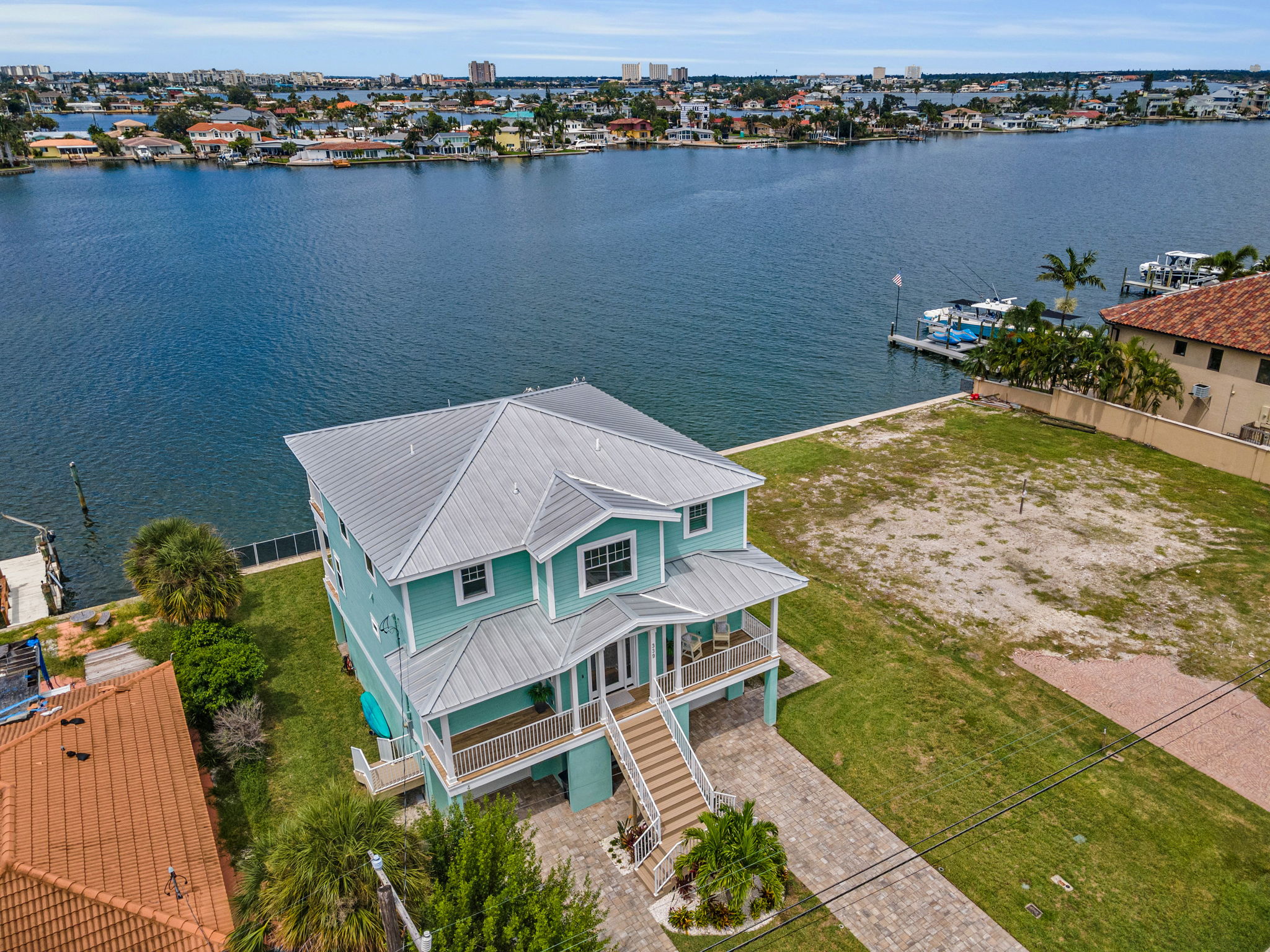 St Pete Beach, Florida, 33706, United States, 5 Bedrooms Bedrooms, ,4 BathroomsBathrooms,Residential,For Sale,1978824