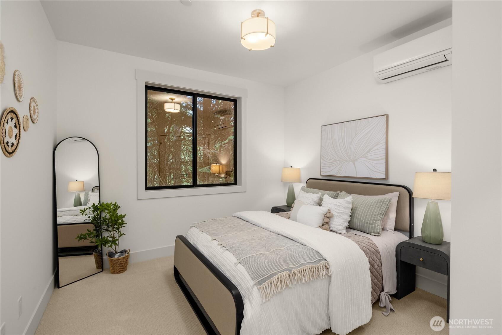 BELLEVUE, Washington, 98006, United States, 3 Bedrooms Bedrooms, ,3 BathroomsBathrooms,Residential,For Sale,1999825