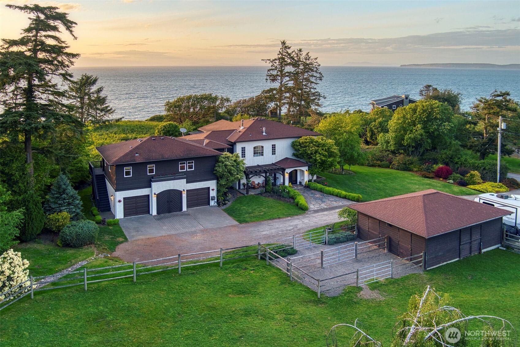 Port Townsend, Washington, 98368, United States, 2 Bedrooms Bedrooms, ,3 BathroomsBathrooms,Residential,For Sale,1997485