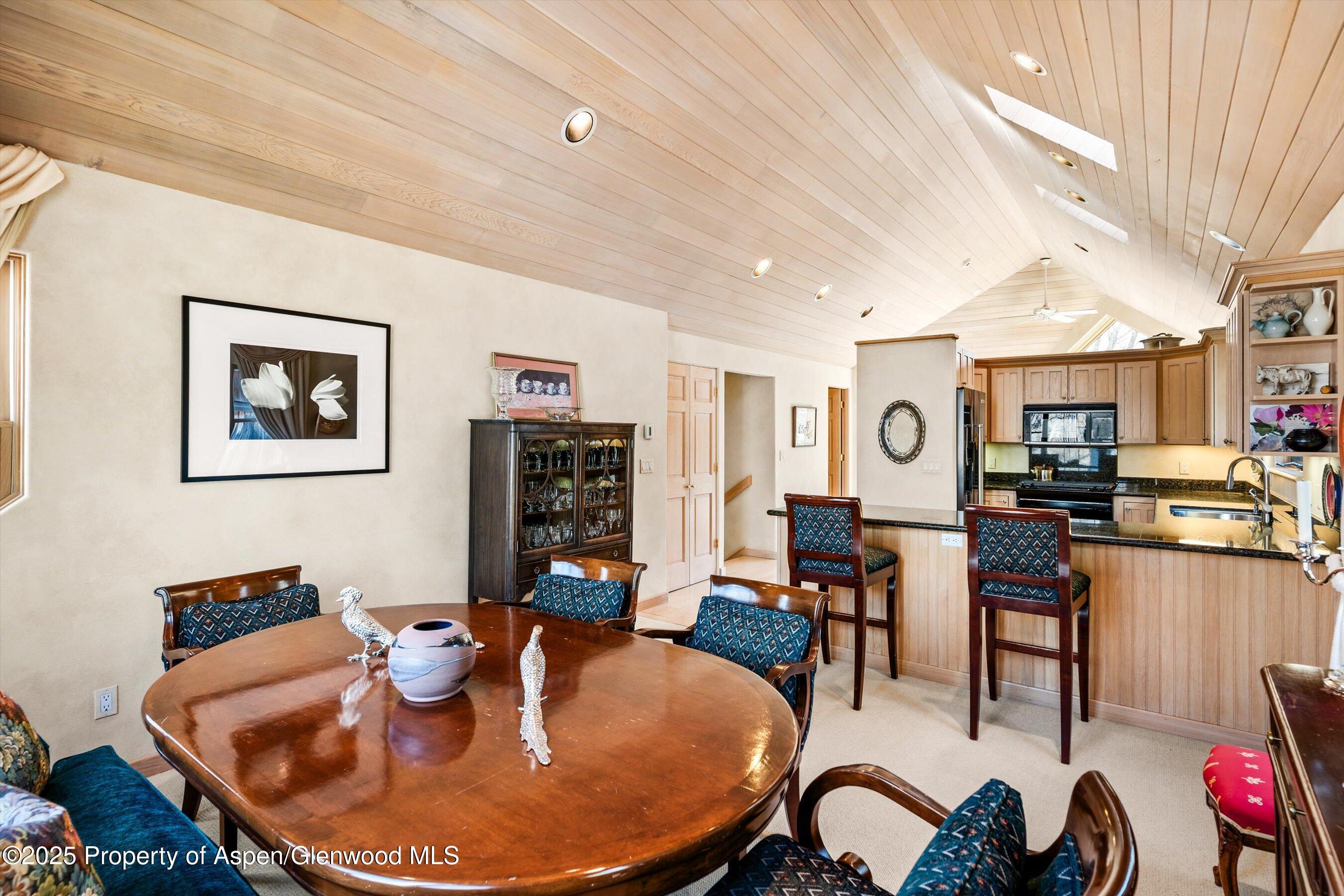Aspen, Colorado, 81611, United States, 3 Bedrooms Bedrooms, ,4 BathroomsBathrooms,Residential,For Sale,1779623