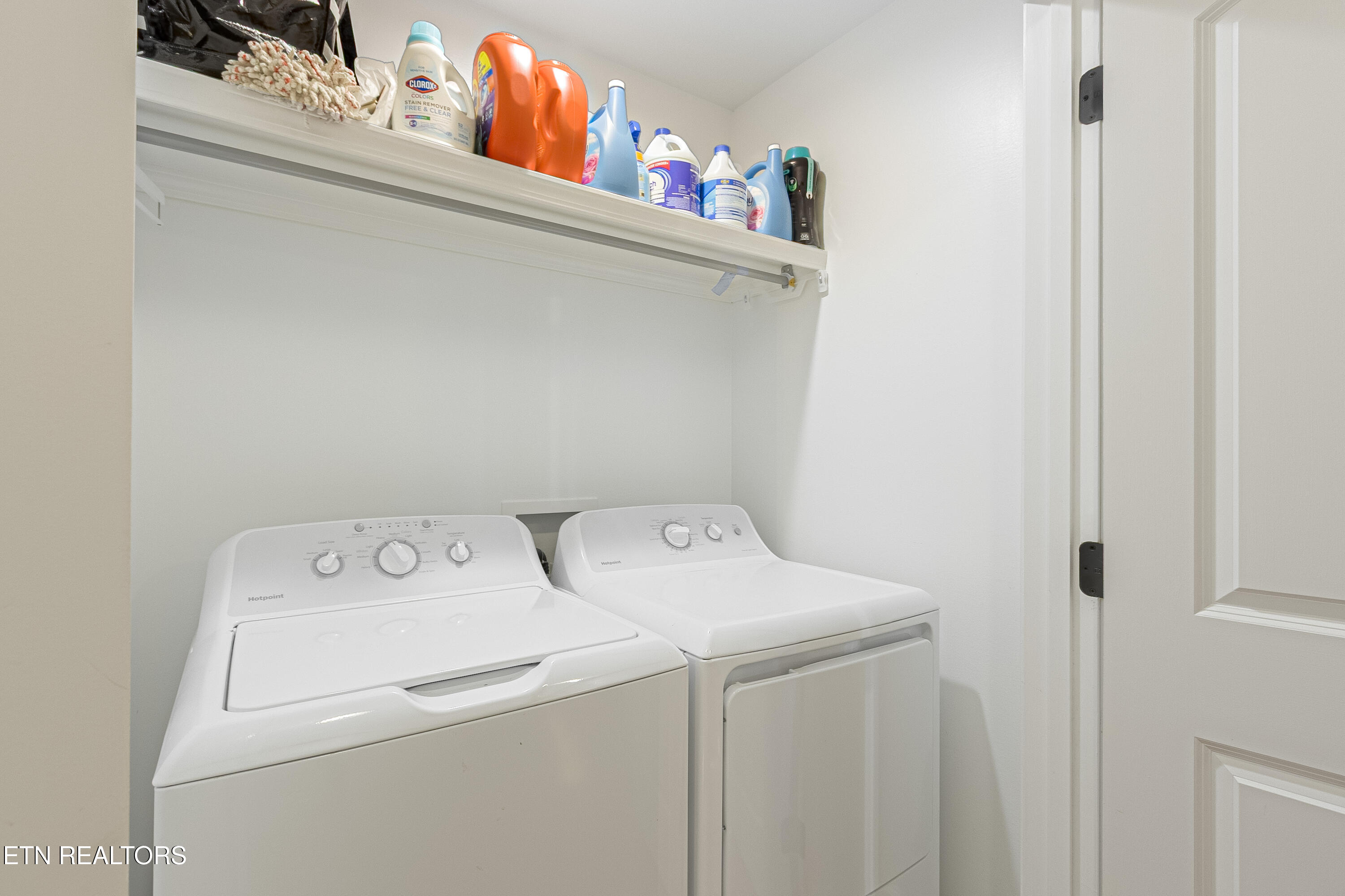 Oneida, Tennessee, 37841, United States, 3 Bedrooms Bedrooms, ,3 BathroomsBathrooms,Residential,For Sale,1973702