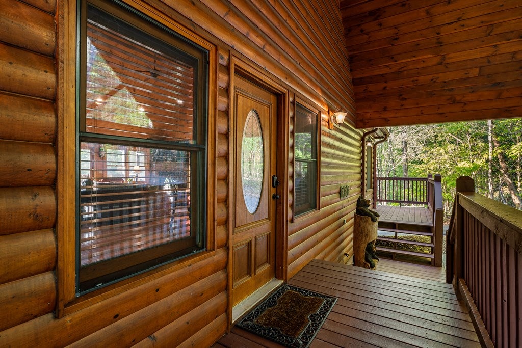 Mineral Bluff, Georgia, 30559, United States, 3 Bedrooms Bedrooms, ,3 BathroomsBathrooms,Residential,For Sale,1986292