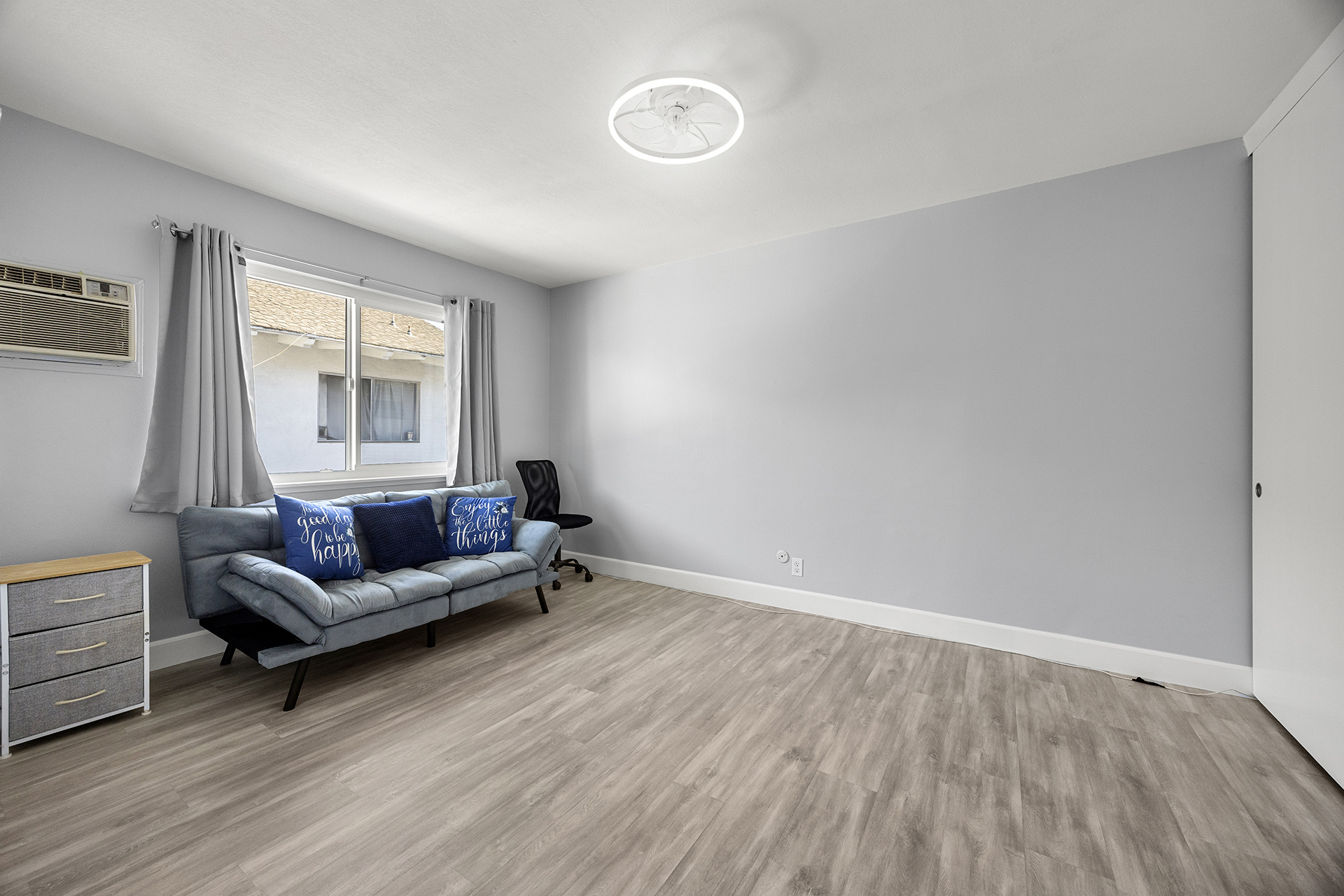 Fullerton, California, 92831, United States, 2 Bedrooms Bedrooms, ,1 BathroomBathrooms,Residential,For Sale,2002519