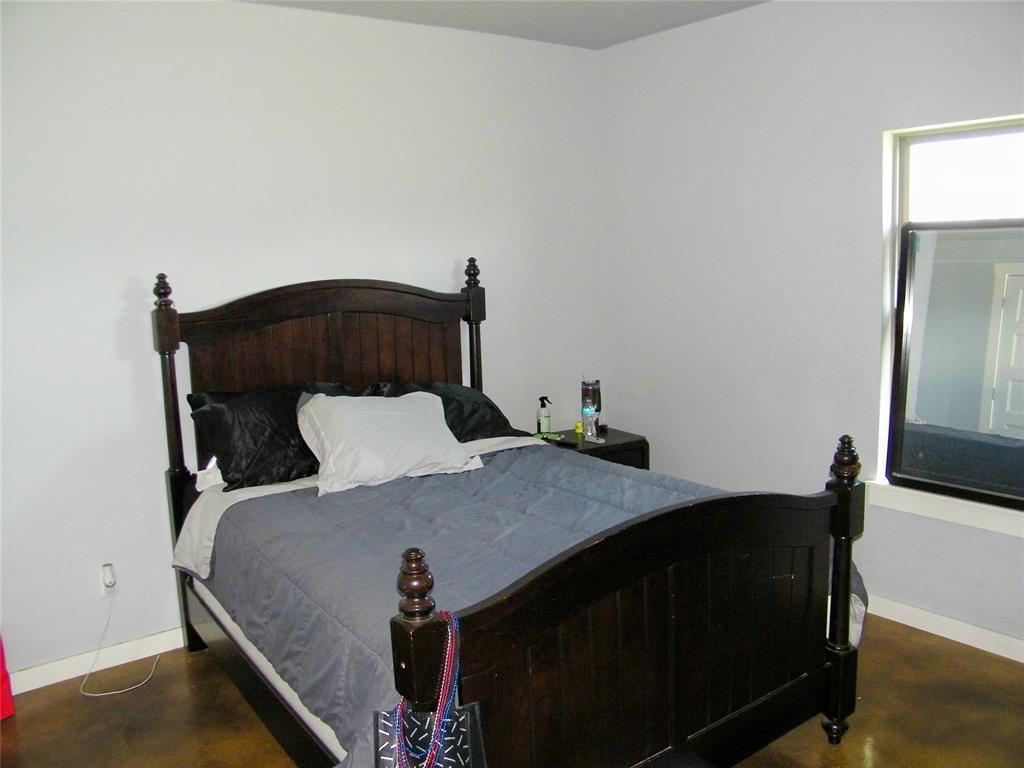 Kingfisher, Oklahoma, 73750, United States, 4 Bedrooms Bedrooms, ,3 BathroomsBathrooms,Residential,For Sale,1973899