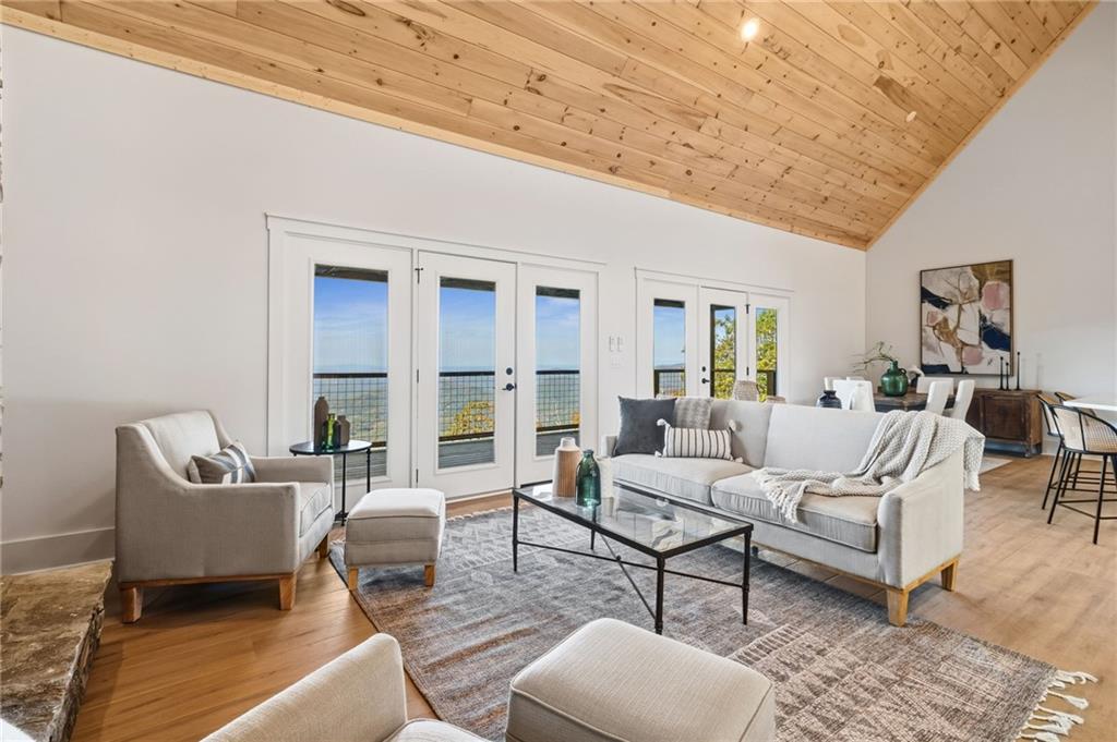 Jasper, Georgia, 30143, United States, 4 Bedrooms Bedrooms, ,5 BathroomsBathrooms,Residential,For Sale,1974476