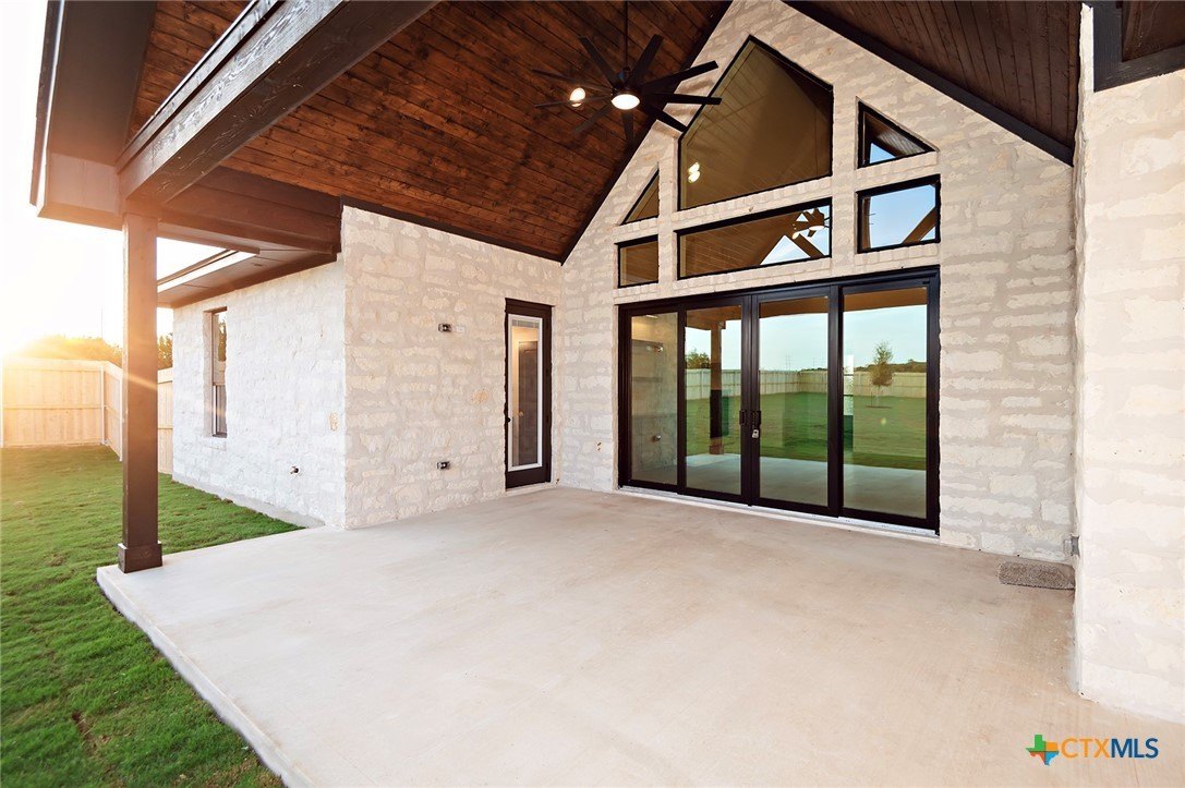 Salado, Texas, 76571, United States, 4 Bedrooms Bedrooms, ,4 BathroomsBathrooms,Residential,For Sale,1900764