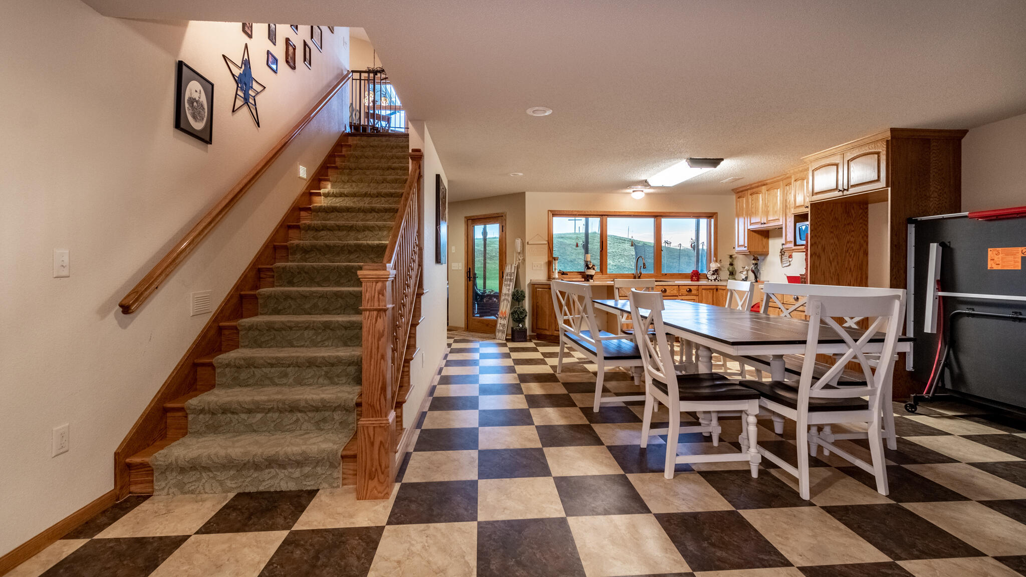 Beulah, North Dakota, 58523, United States, 4 Bedrooms Bedrooms, ,3 BathroomsBathrooms,Residential,For Sale,1780571