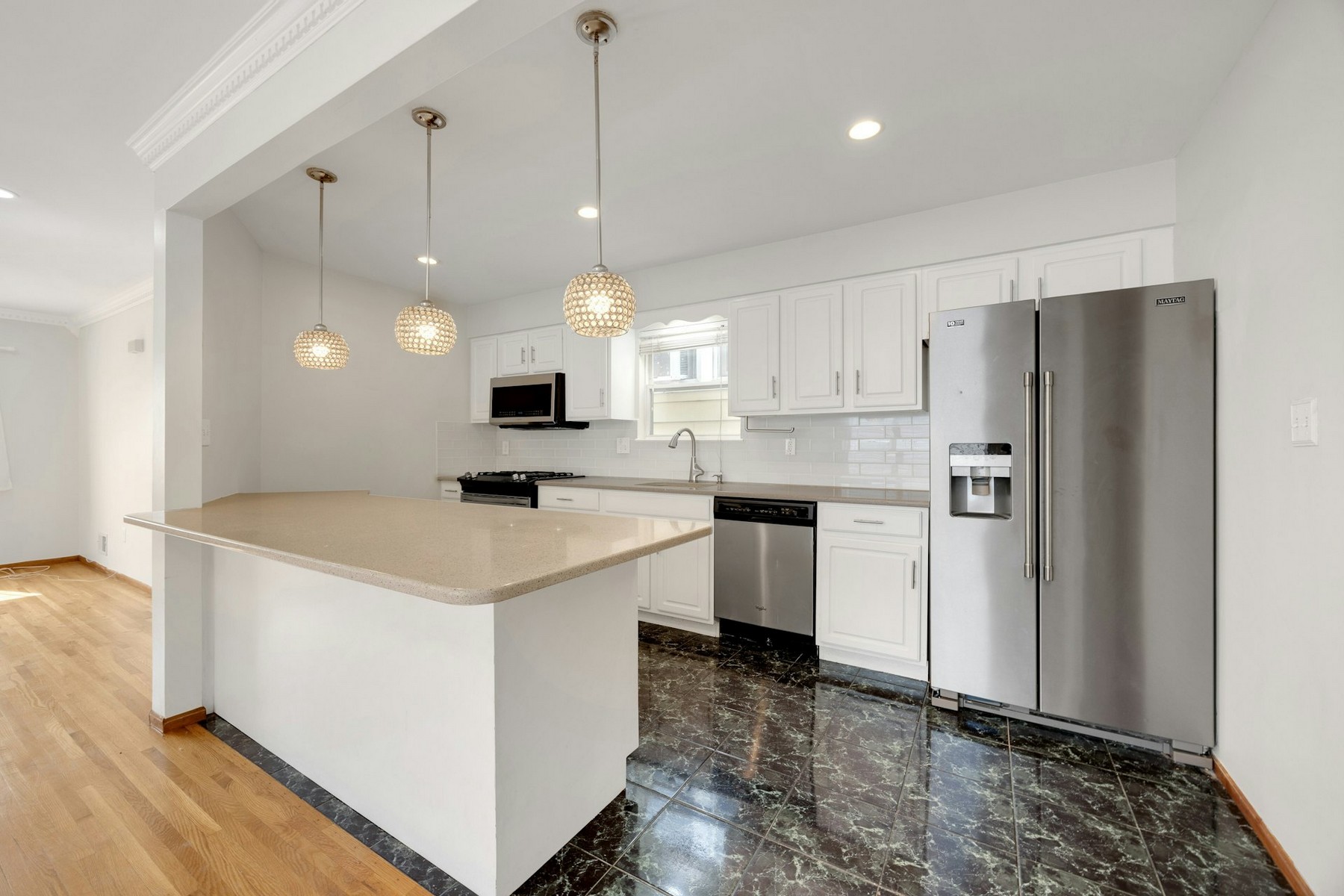  149 Hobart Avenue, Bayonne, NJ 07002 - 物件實景