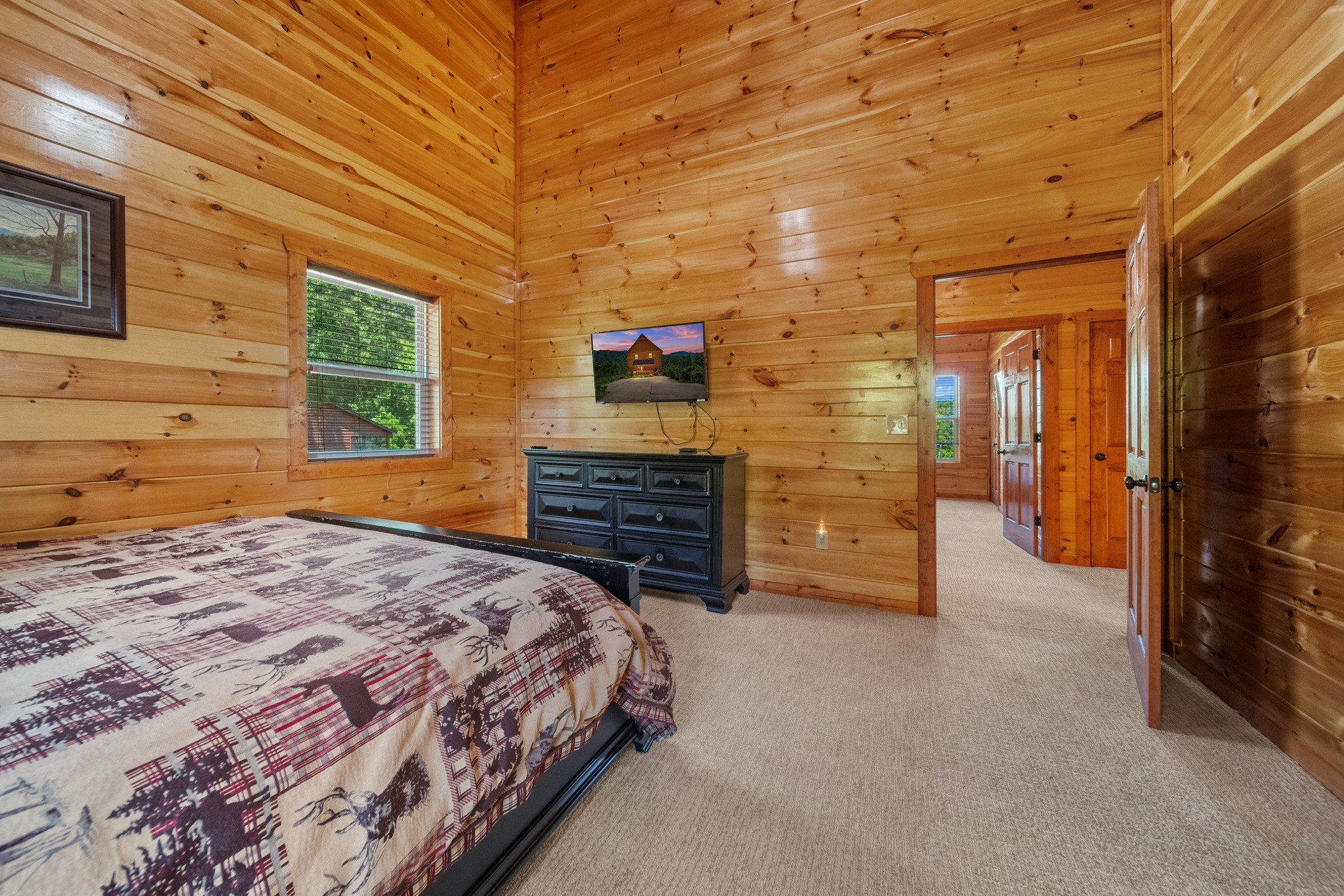 Gatlinburg, Tennessee, 37738, United States, 5 Bedrooms Bedrooms, ,6 BathroomsBathrooms,Residential,For Sale,1914127