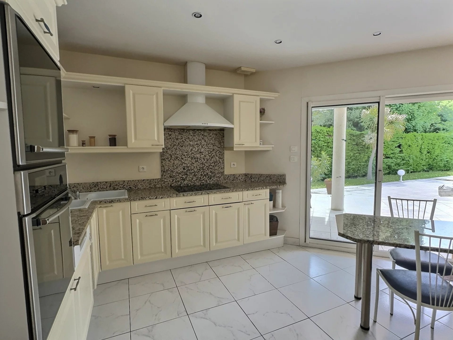 Lège-Cap-Ferret, New Aquitaine, 33950, FR, 5 Bedrooms Bedrooms, ,3 BathroomsBathrooms,Residential,For Sale,1817598