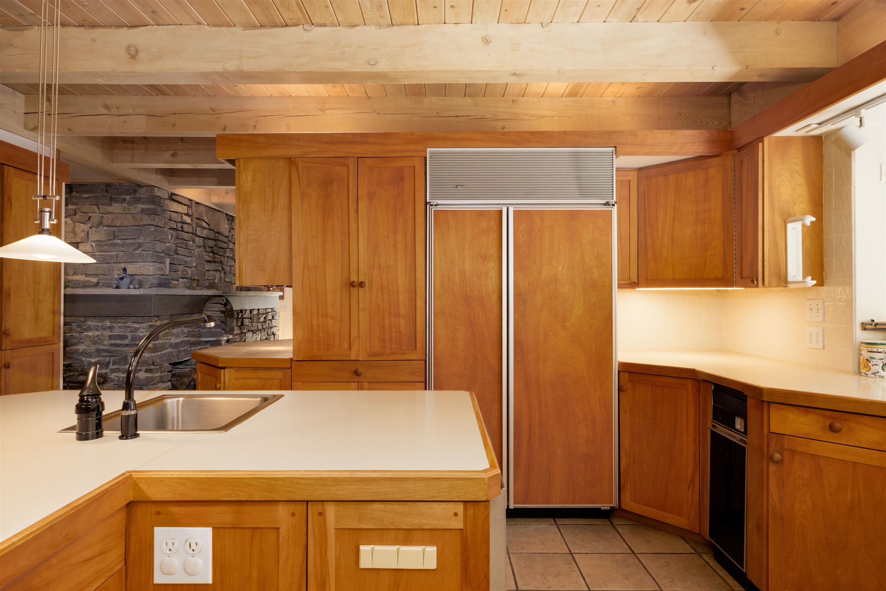 Grantham, New Hampshire, 03753, United States, 4 Bedrooms Bedrooms, ,3 BathroomsBathrooms,Residential,For Sale,1947090