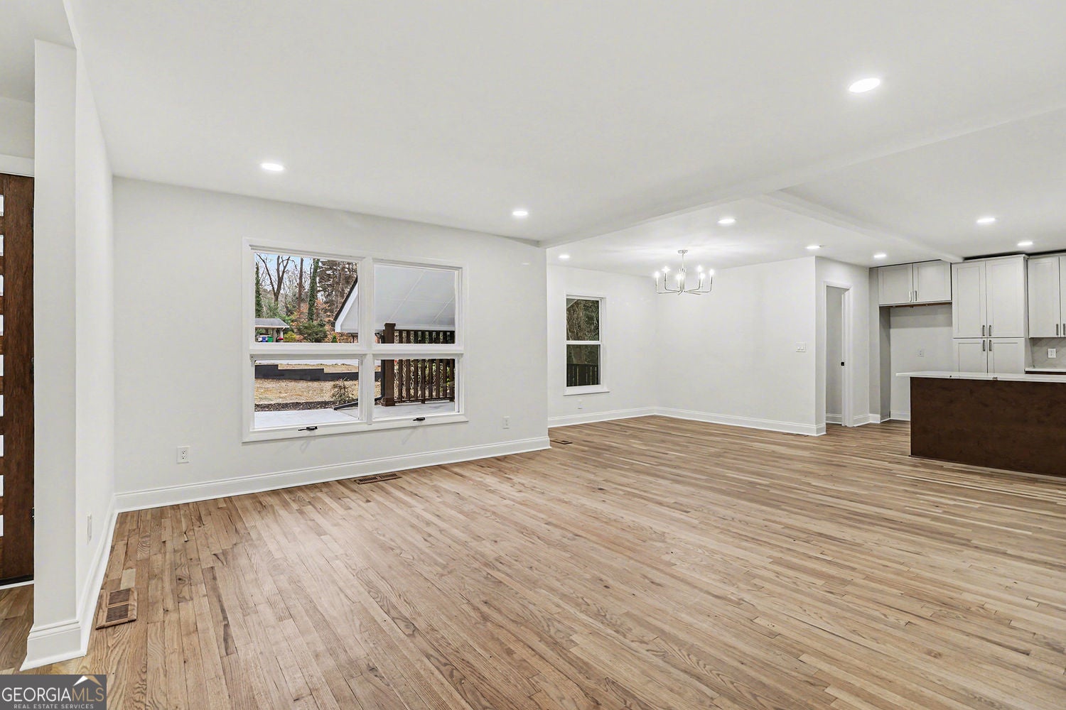 Atlanta, Georgia, 30345, United States, 4 Bedrooms Bedrooms, ,3 BathroomsBathrooms,Residential,For Sale,2007890