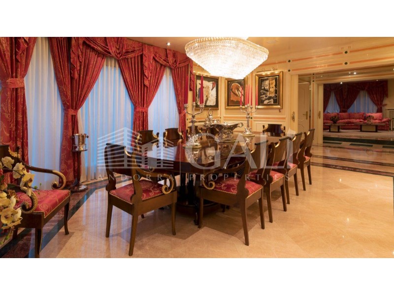 Andorra la Vella, Andorra, AD, 5 Bedrooms Bedrooms, ,4 BathroomsBathrooms,Residential,For Sale,1627592