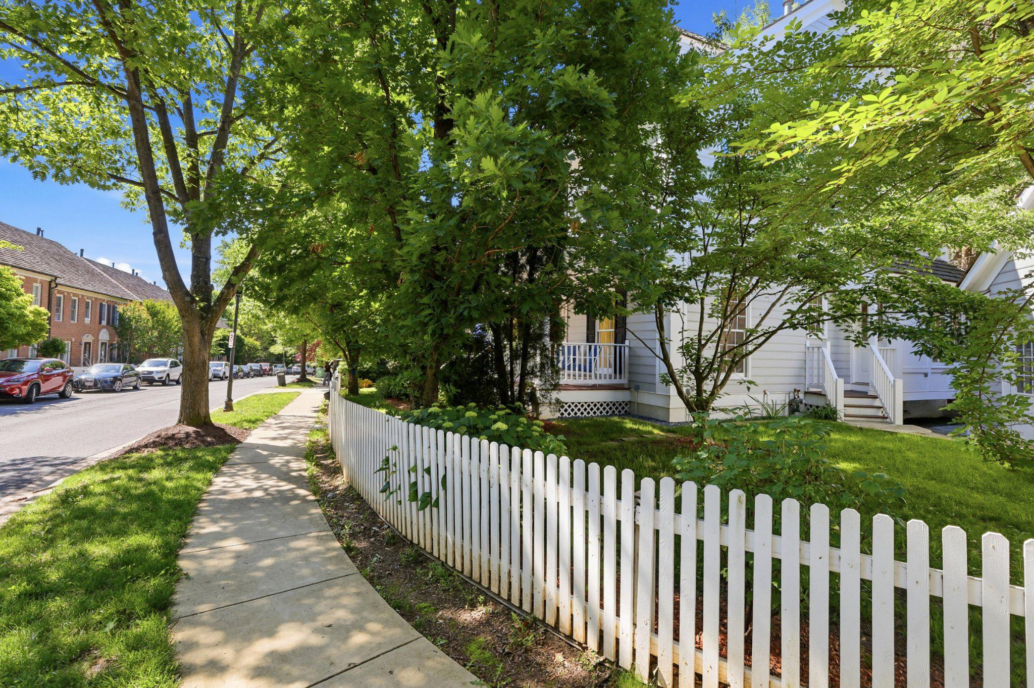  119 Thurgood Street, Gaithersburg, MD, 20878 - 物件實景