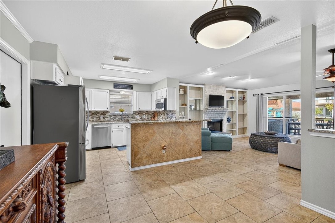 Corpus Christi, Texas, 78418, United States, 3 Bedrooms Bedrooms, ,2 BathroomsBathrooms,Residential,For Sale,1997233