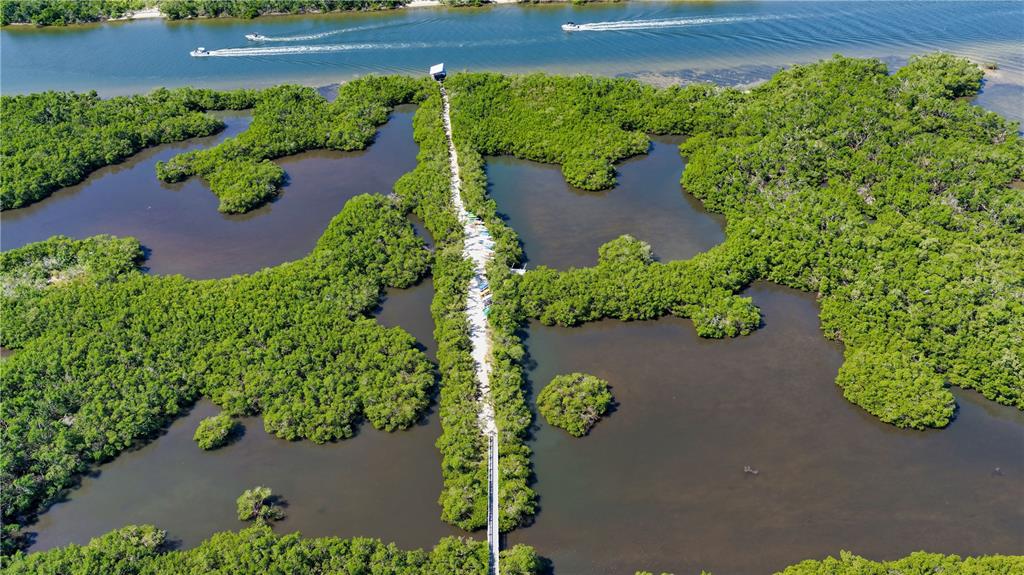 Sarasota, Florida, 34231, United States, 3 Bedrooms Bedrooms, ,2 BathroomsBathrooms,Residential,For Sale,2003506