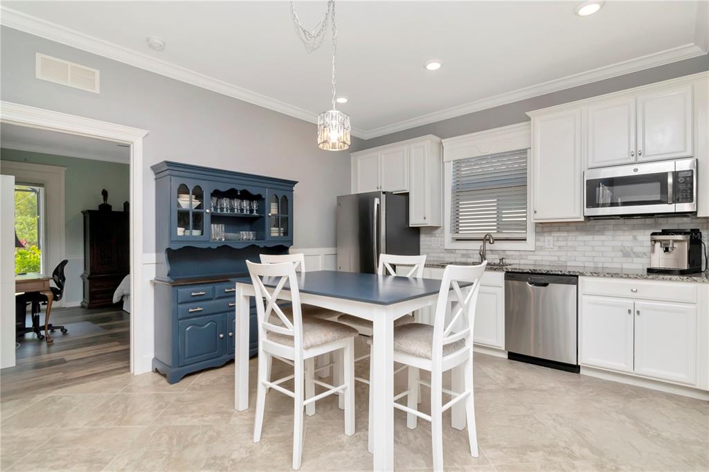 Bradenton, Florida, 34211, United States, 6 Bedrooms Bedrooms, ,5 BathroomsBathrooms,Residential,For Sale,1743496