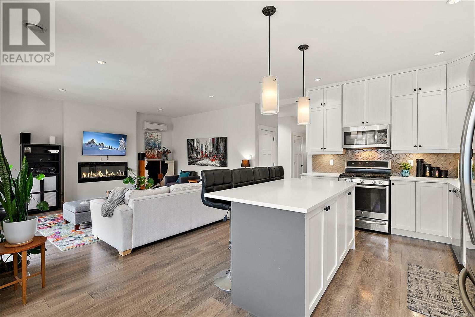 LANGFORD, British Columbia, V9B 0R8, CA, 5 Bedrooms Bedrooms, ,4 BathroomsBathrooms,Residential,For Sale,1874000