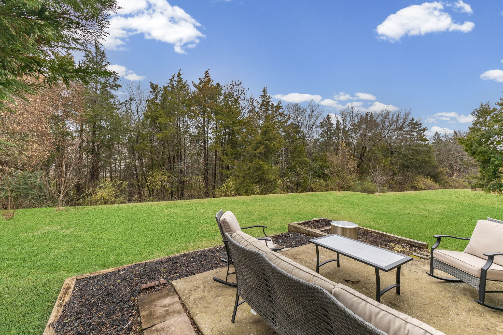 Nolensville, Tennessee, 37135, United States, 5 Bedrooms Bedrooms, ,3 BathroomsBathrooms,Residential,For Sale,2001946