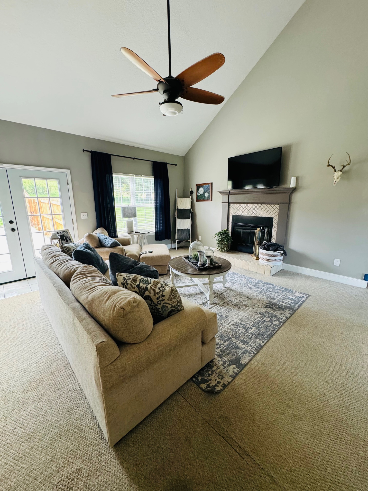 Friendsville, Tennessee, 37737, United States, 3 Bedrooms Bedrooms, ,4 BathroomsBathrooms,Residential,For Sale,1962671