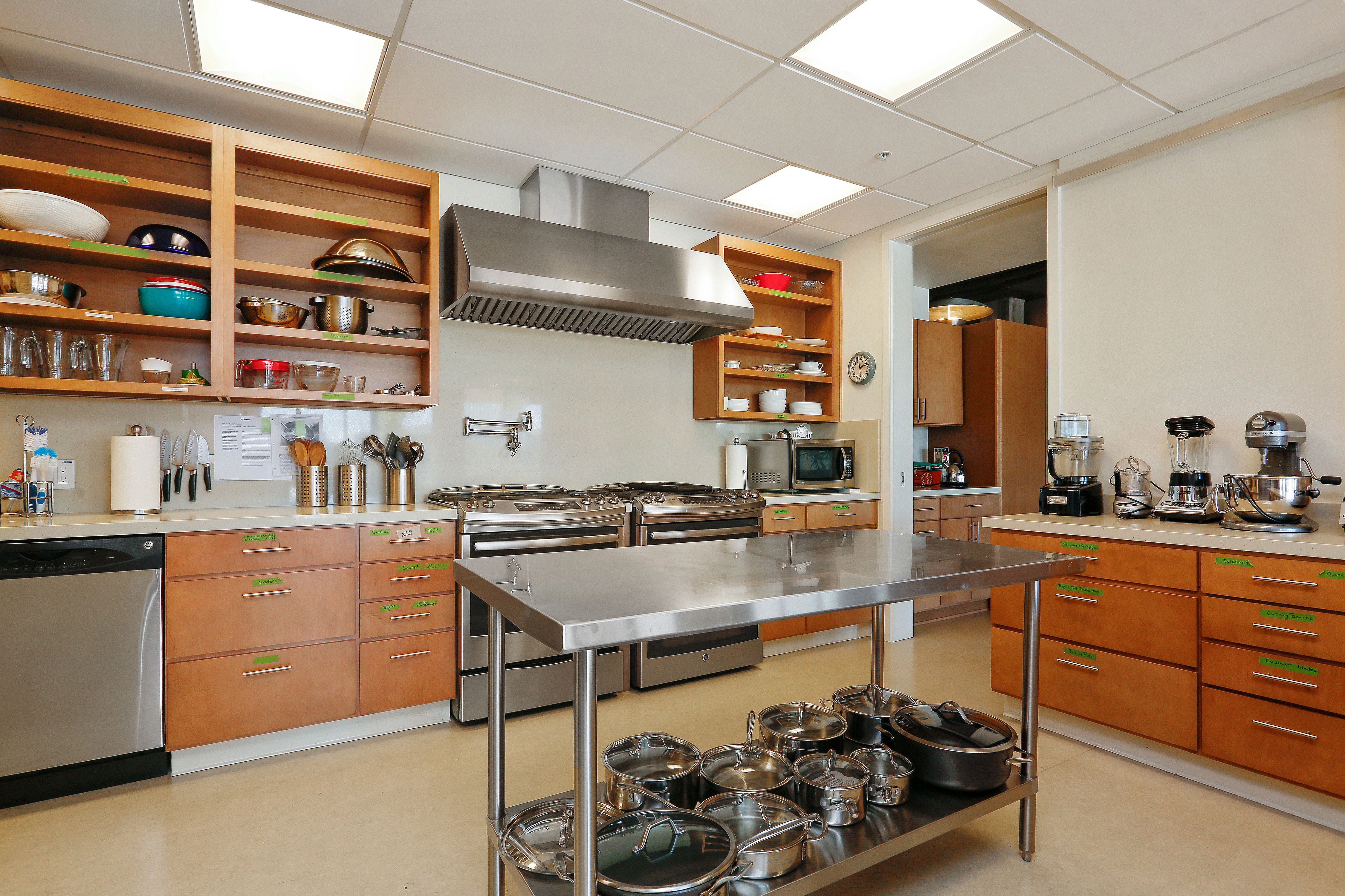  Modern Estuary Living in Oakland’s Premier 55+ Cohousing Community - 物件實景