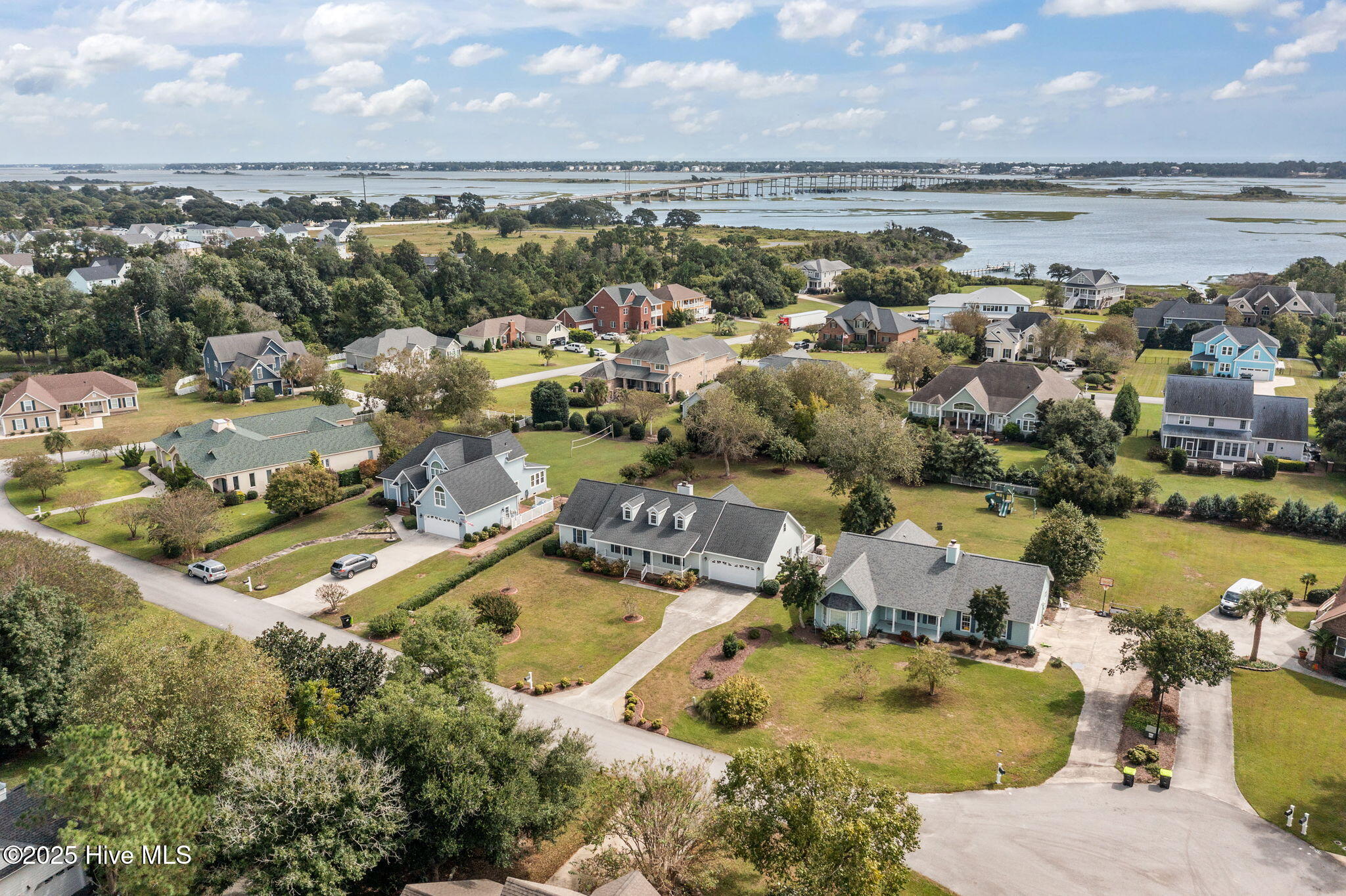 Cedar Point, North Carolina, 28584, United States, 3 Bedrooms Bedrooms, ,2 BathroomsBathrooms,Residential,For Sale,1957404