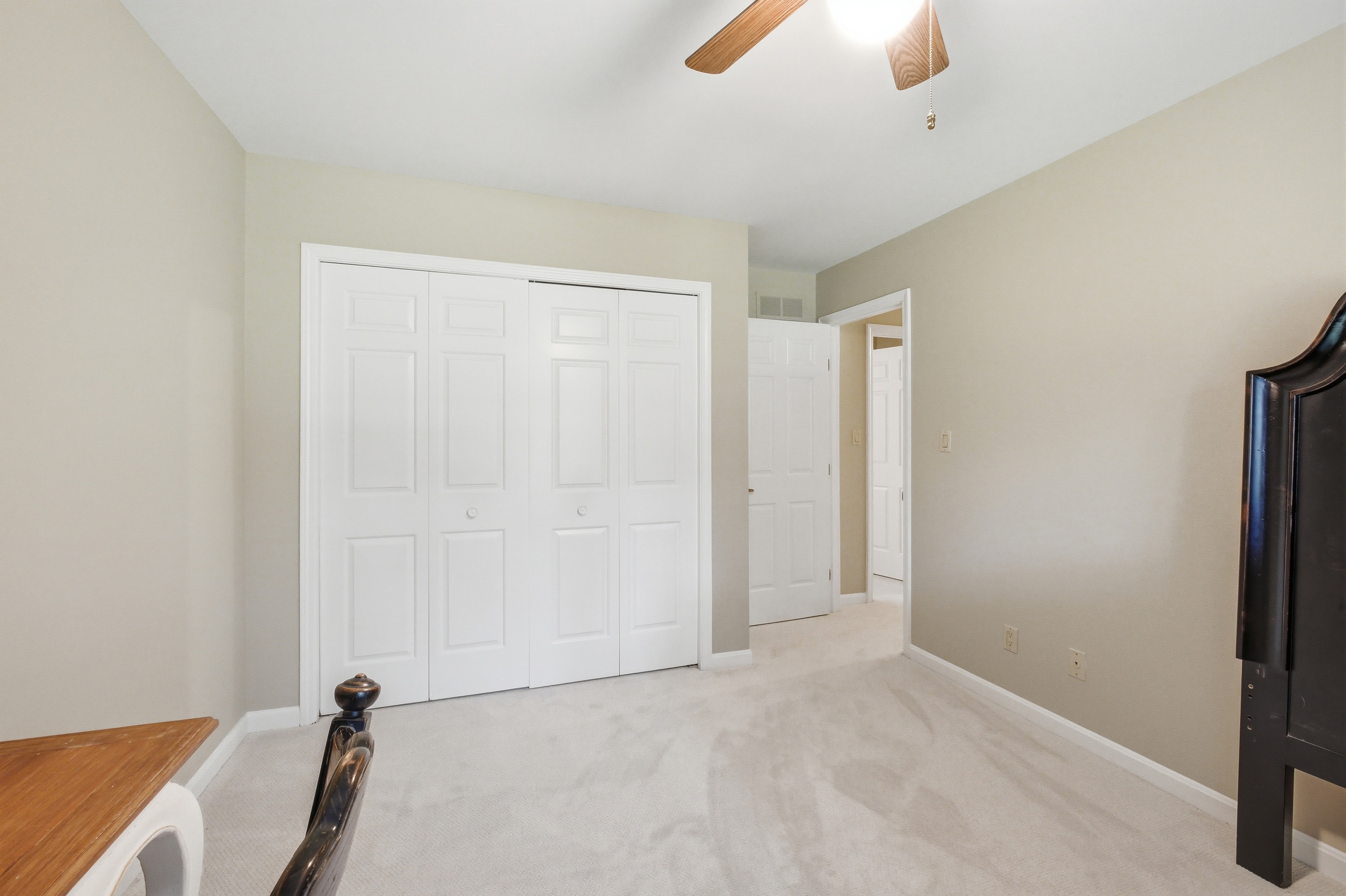  704 Evergreen Road, Anchorage, KY 40223 - 物件實景