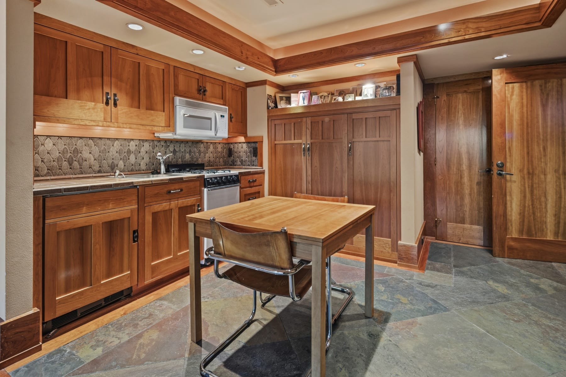  1506 S BUDDINGTON ST Portland, OR 97219 - 物件實景