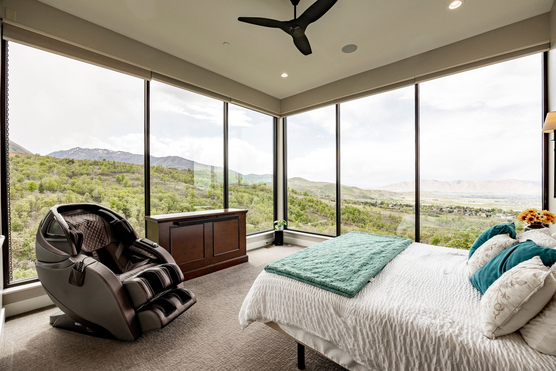  Mountain Contemporary Masterpiece with Panoramic Summit Creek Views - 物件實景